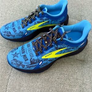 Brooks Launch 9 Boston Marathon special edition